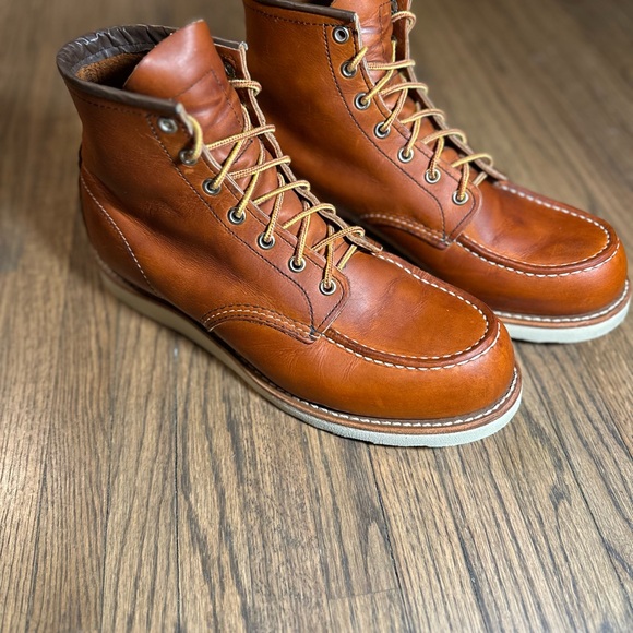 Redwing 875 Heritage Classic Moc Oro Legacy